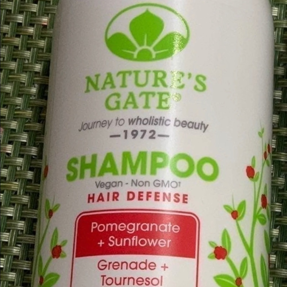 Nature’s Gate pomegranate  sunflower vegan shampoo